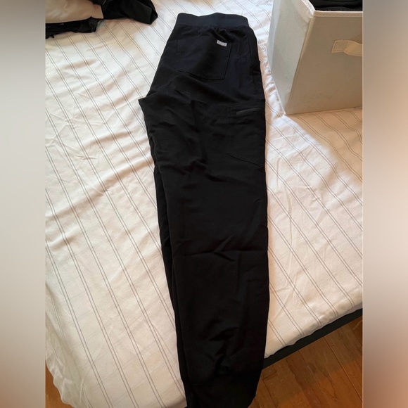 Figs Zamora scrub joggers navy women's pants - Picture 7 of 8